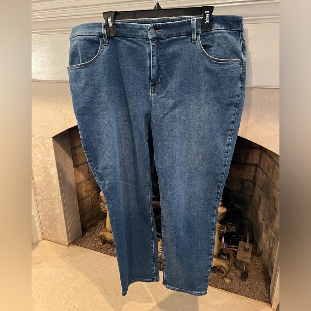 Chico's Blue Ankle/ Cropped Jeans
